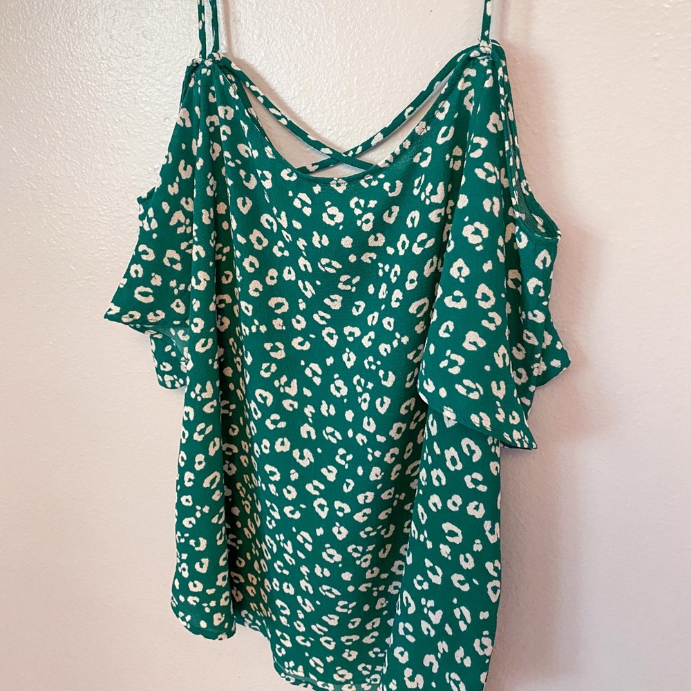 Brand new cold shoulder top